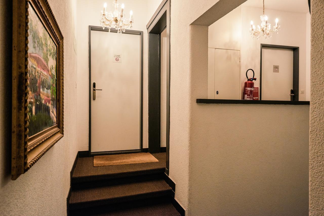 Aparthotel Hine Adon フリブール エクステリア 写真