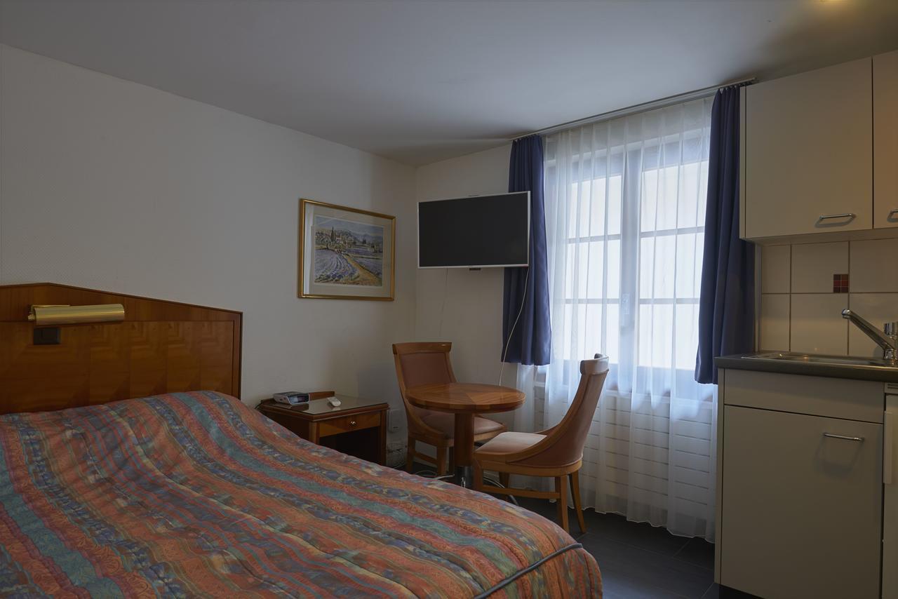 Aparthotel Hine Adon フリブール エクステリア 写真