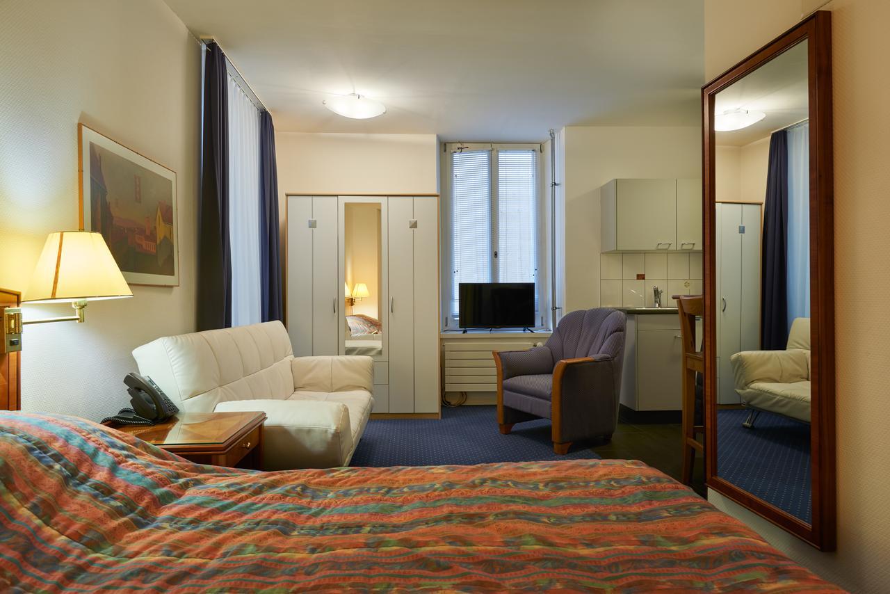 Aparthotel Hine Adon フリブール エクステリア 写真