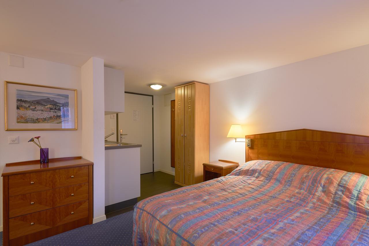 Aparthotel Hine Adon フリブール エクステリア 写真